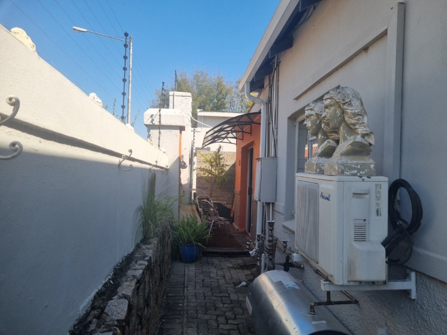 7 Bedroom Property for Sale in Parys Free State